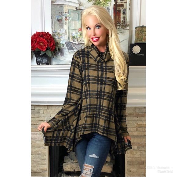 🛍LAST Plaid Shark Bite Hem Plaid Super Cozy Tunic - Picture 5 of 6